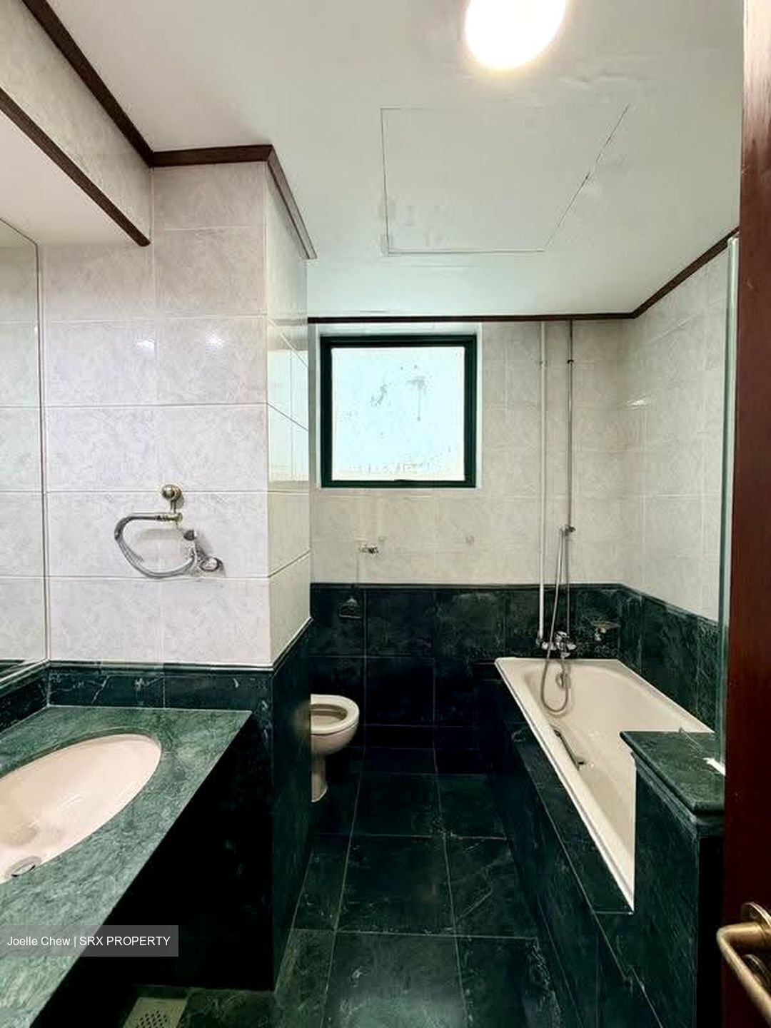 Pebble Bay (D15), Condominium #638269711